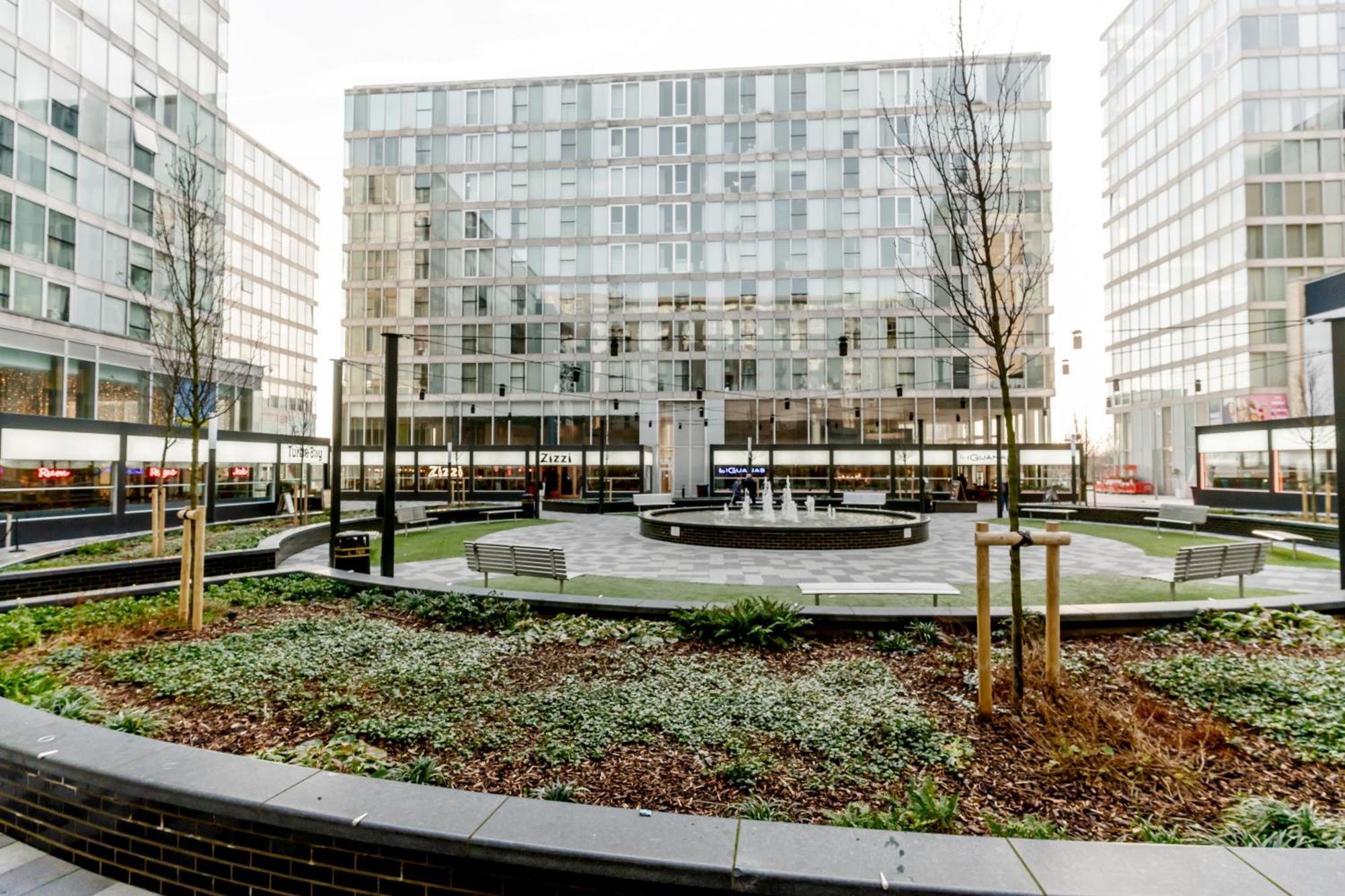 Luxury Two Bed City Apartment -The Hub Milton Keynes Exterior photo