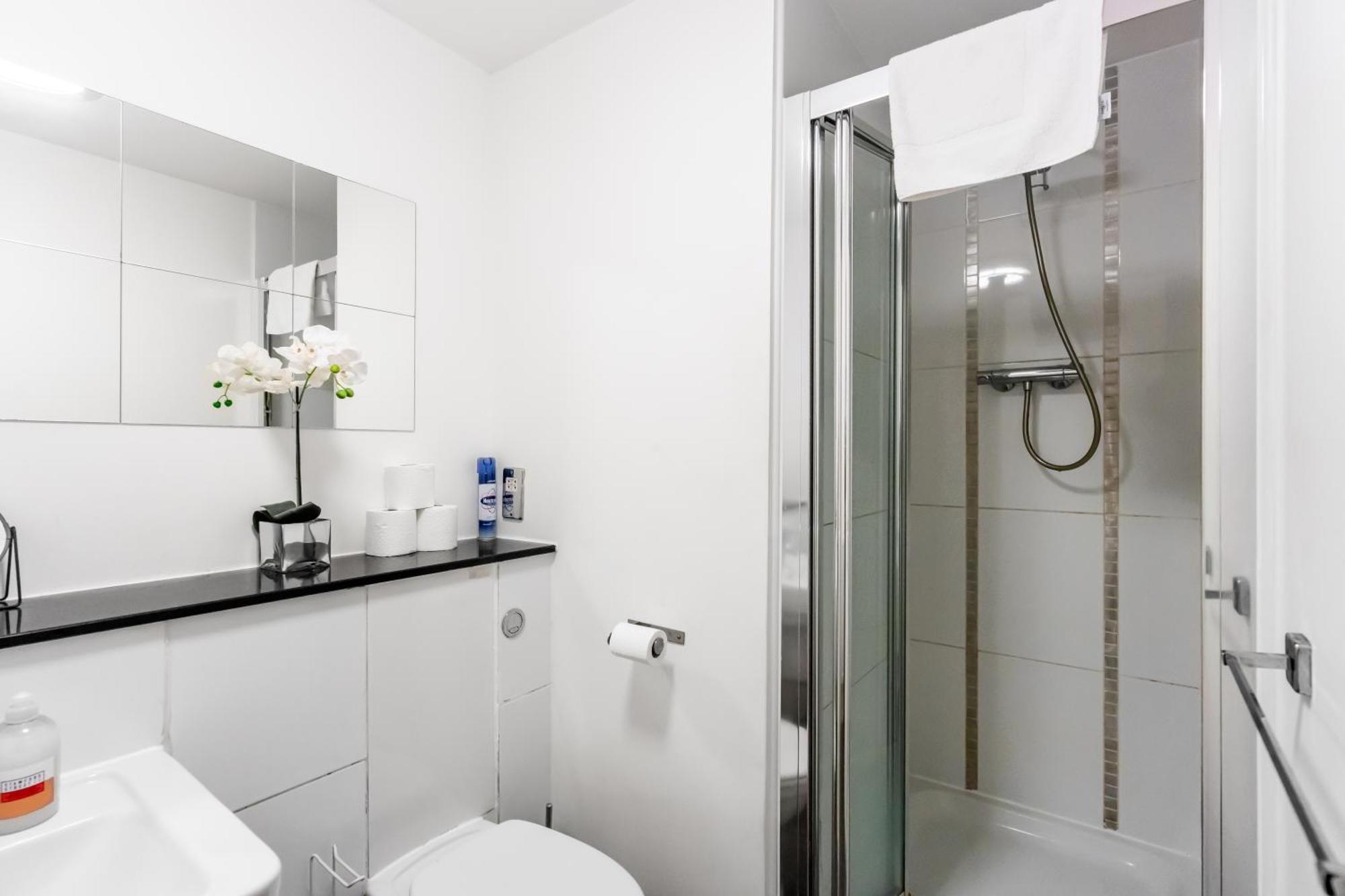 Luxury Two Bed City Apartment -The Hub Milton Keynes Exterior photo